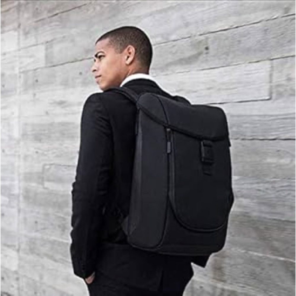 Zero-G Weight-Reducing Backpack - Best Lightweigh… - image 1